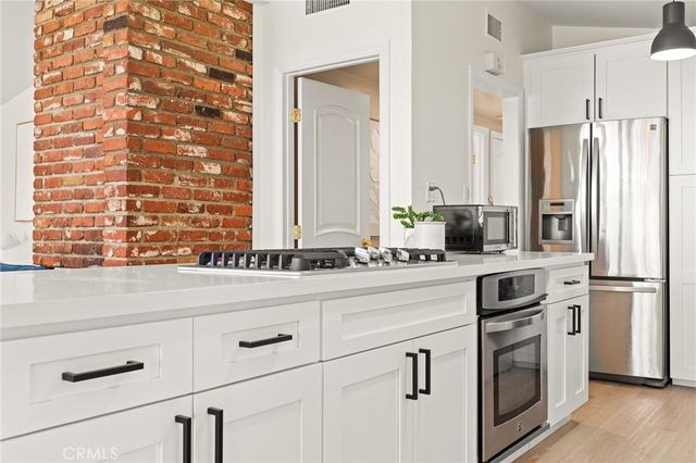 925 E Walnut, Glendora, CA 91741