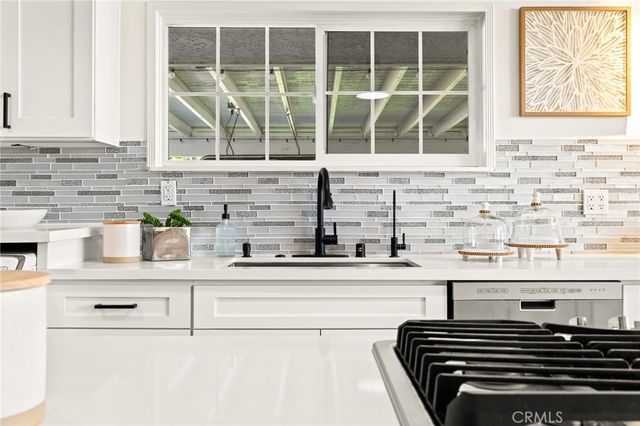 925 E Walnut, Glendora, CA 91741