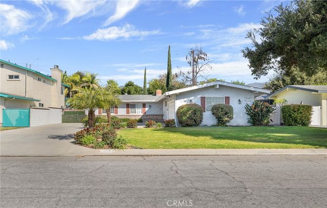 925 E Walnut, Glendora, CA 91741