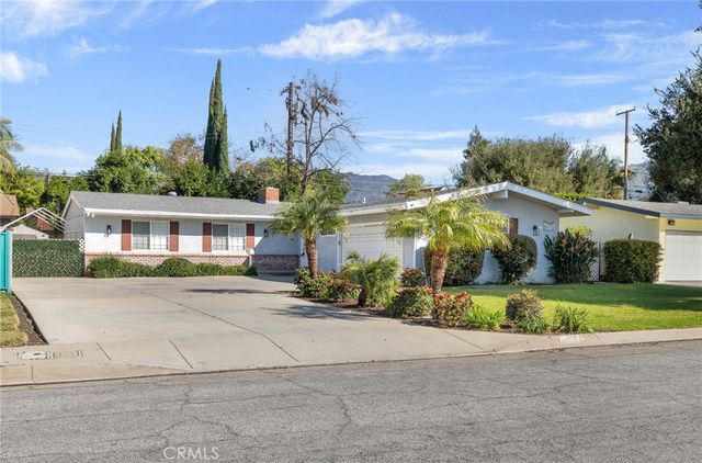 925 E Walnut, Glendora, CA 91741