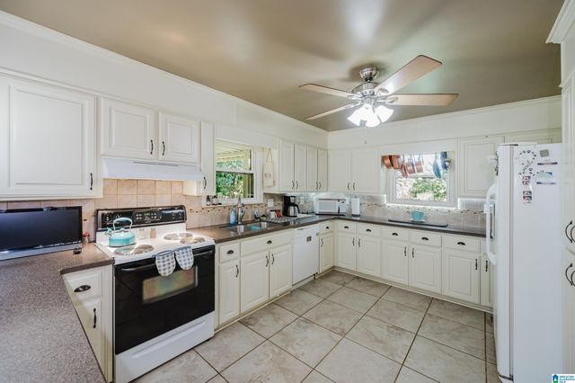2524 RHODY DRIVE, Gardendale, AL 35071