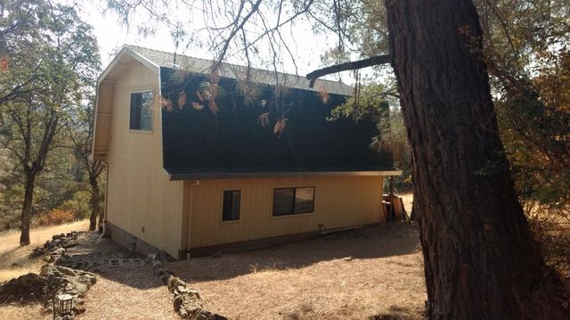 11011 Chances R Rd, Penn Valley, CA 95946