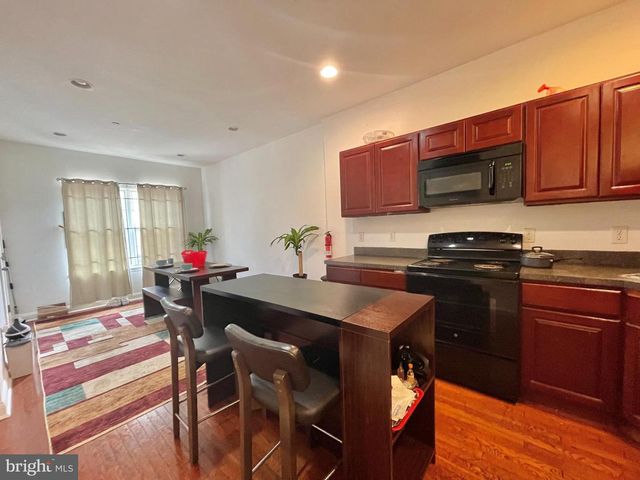 2044 N 18TH ST, Philadelphia, PA 19121