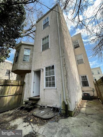 2044 N 18TH ST, Philadelphia, PA 19121