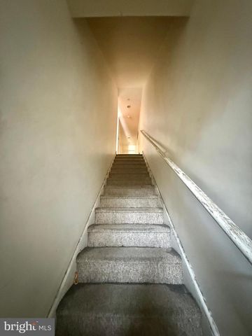 2044 N 18TH ST, Philadelphia, PA 19121