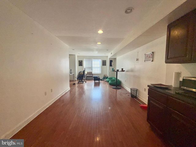 2044 N 18TH ST, Philadelphia, PA 19121