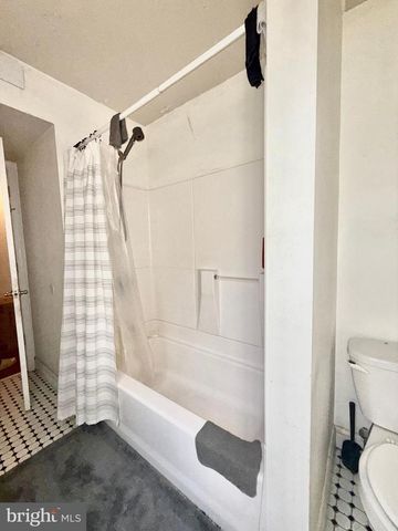 2044 N 18TH ST, Philadelphia, PA 19121