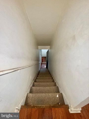 2044 N 18TH ST, Philadelphia, PA 19121