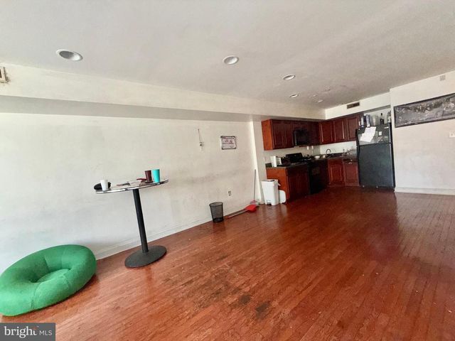 2044 N 18TH ST, Philadelphia, PA 19121