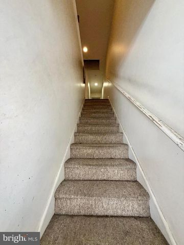 2044 N 18TH ST, Philadelphia, PA 19121