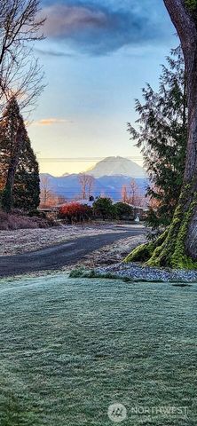 23670 SE 448th Street, Enumclaw, WA 98022