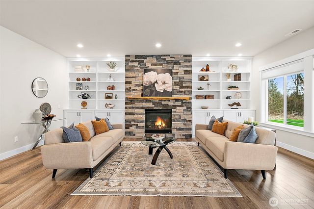 23670 SE 448th Street, Enumclaw, WA 98022