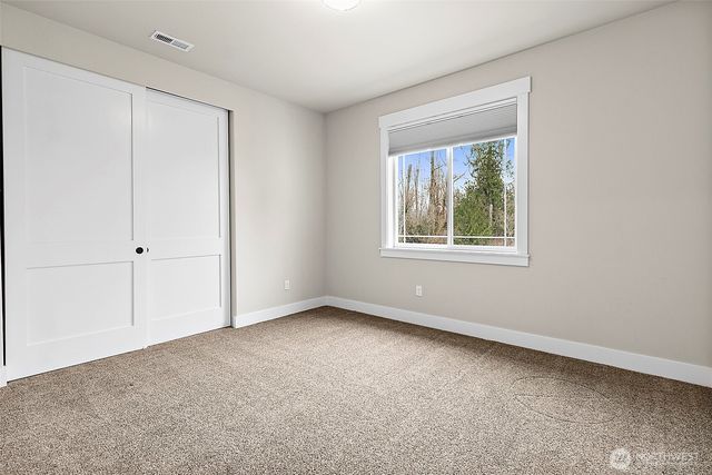 23670 SE 448th Street, Enumclaw, WA 98022