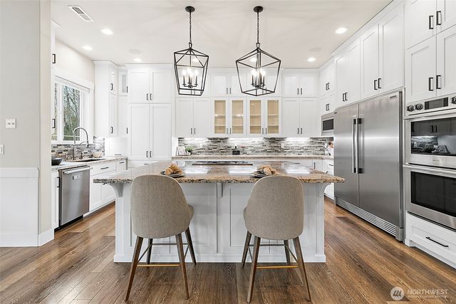 23670 SE 448th Street, Enumclaw, WA 98022