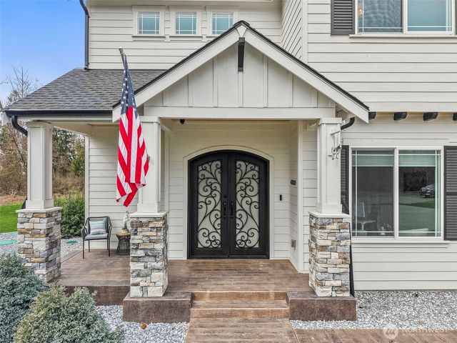 23670 SE 448th Street, Enumclaw, WA 98022