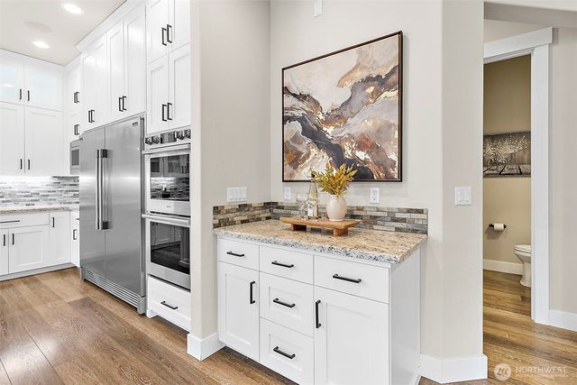 23670 SE 448th Street, Enumclaw, WA 98022