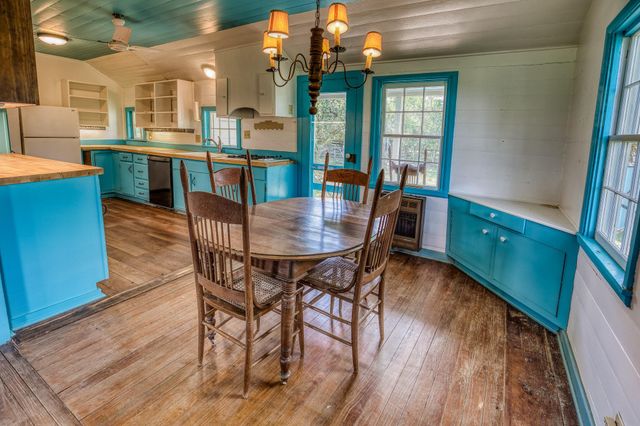 3420 Rohde Road, Round Top, TX 78954