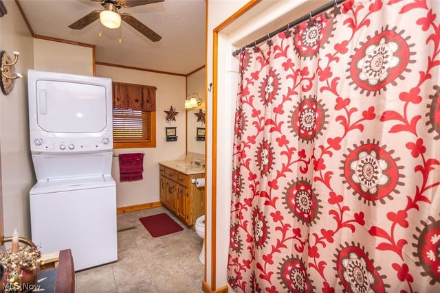 61229 Crozier Ridge Road, Bellaire, OH 43906