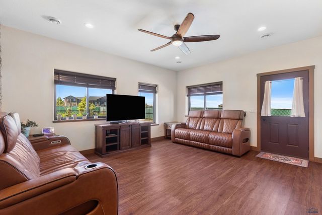 2900 WESTVIEW AVE, Spearfish, SD 57783