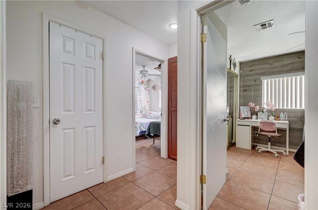 6325 Parsifal Place, Las Vegas, NV 89107