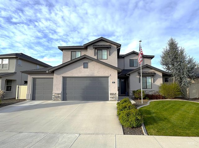 641 E Crest Ridge Dr, Meridian, ID 83642