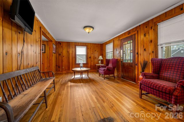 411 Arlington Street, Forest City, NC 28043