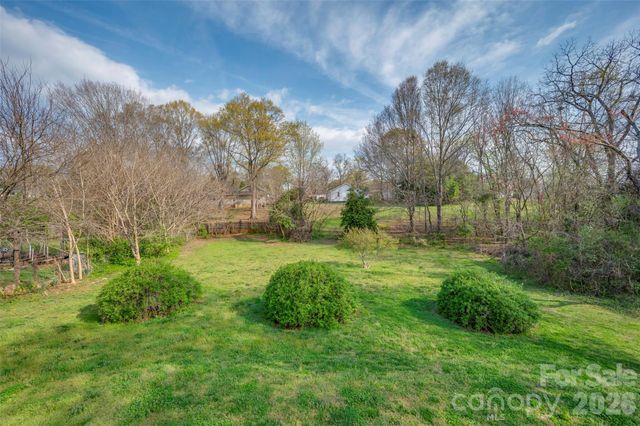 411 Arlington Street, Forest City, NC 28043