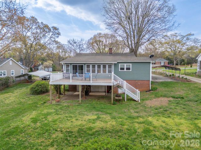 411 Arlington Street, Forest City, NC 28043