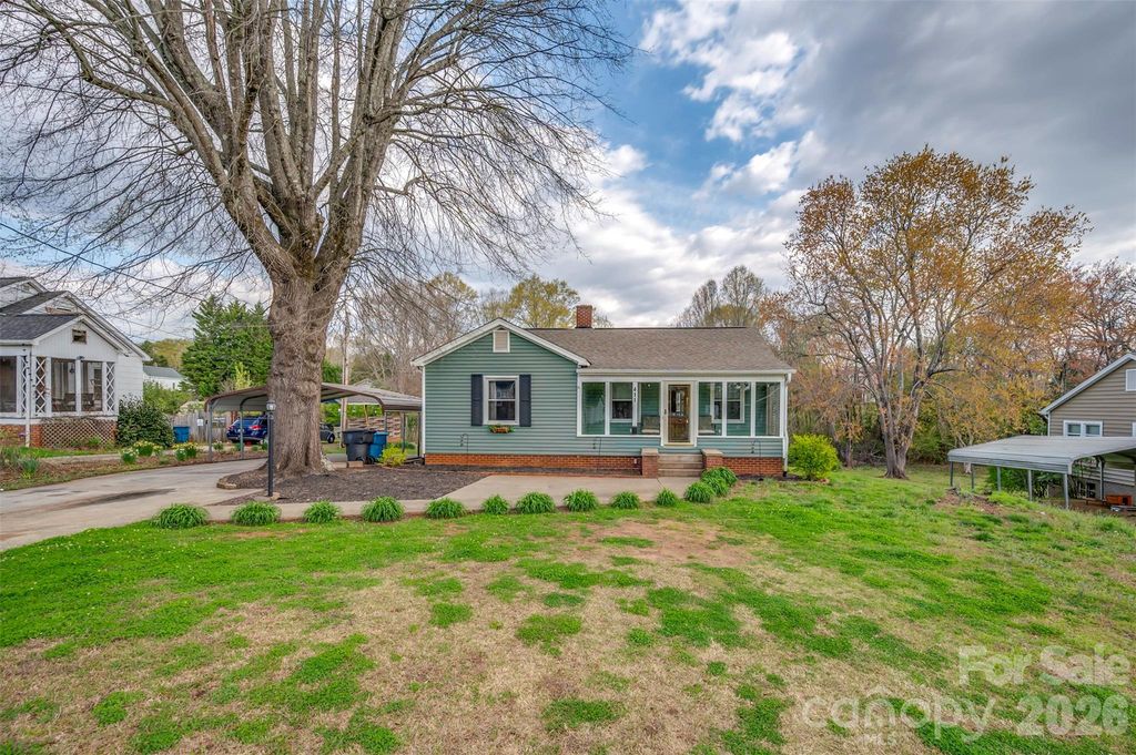 411 Arlington Street, Forest City, NC 28043