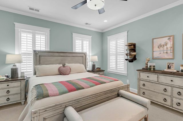 979 Warrick Oaks Lane, Mount Pleasant, SC 29464