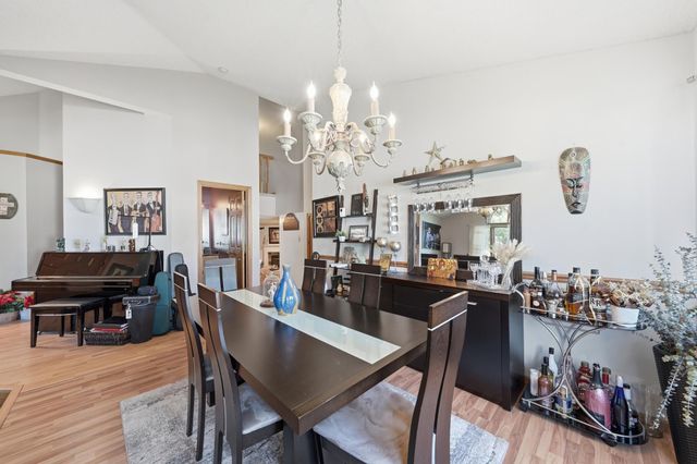 15005 43rd Place N, Plymouth, MN 55446