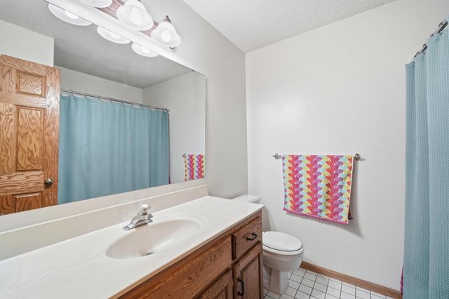 15005 43rd Place N, Plymouth, MN 55446