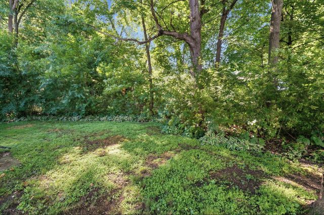15005 43rd Place N, Plymouth, MN 55446