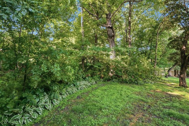 15005 43rd Place N, Plymouth, MN 55446