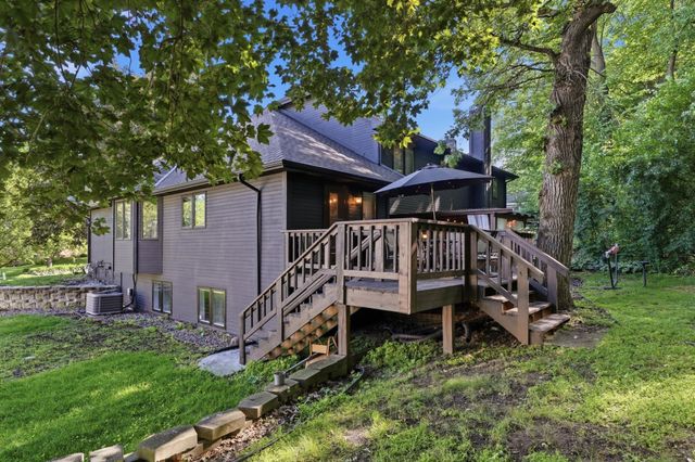 15005 43rd Place N, Plymouth, MN 55446
