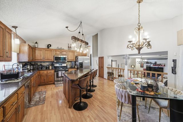 15005 43rd Place N, Plymouth, MN 55446