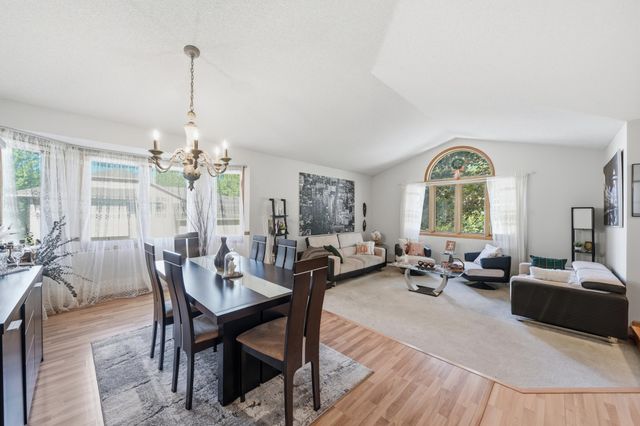 15005 43rd Place N, Plymouth, MN 55446