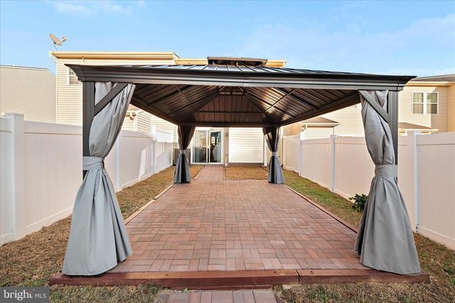 23 MISSISSIPPI PT, Falling Waters, WV 25419