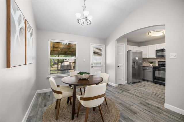 207 Leisure Lane, Montgomery, TX 77356
