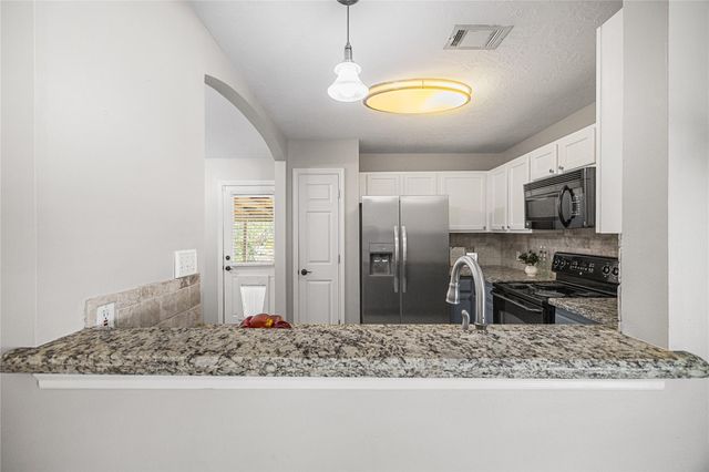 207 Leisure Lane, Montgomery, TX 77356
