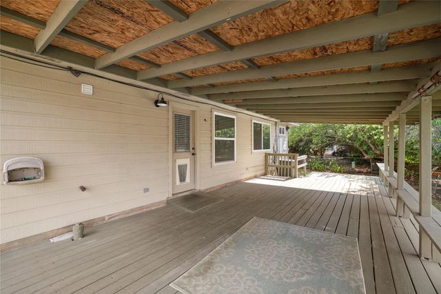 207 Leisure Lane, Montgomery, TX 77356