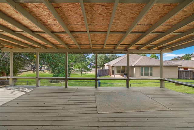 207 Leisure Lane, Montgomery, TX 77356