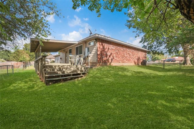 207 Leisure Lane, Montgomery, TX 77356