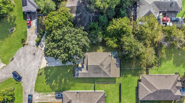 207 Leisure Lane, Montgomery, TX 77356