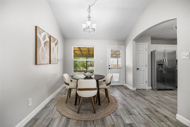 207 Leisure Lane, Montgomery, TX 77356