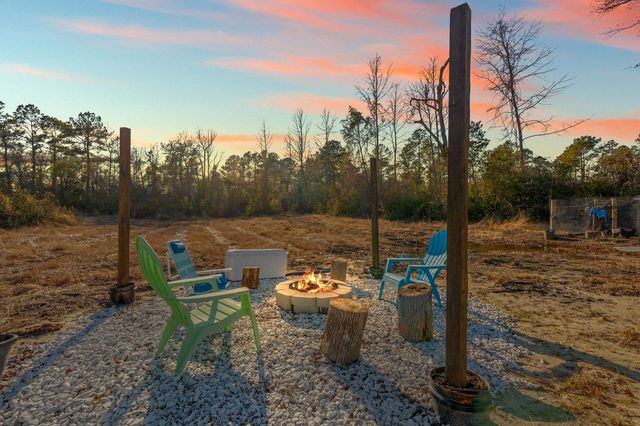 8735 W Highway 19, Loris, SC 29569