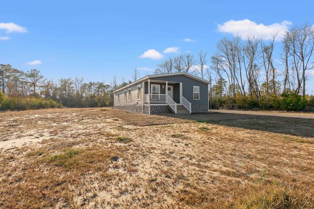 8735 W Highway 19, Loris, SC 29569