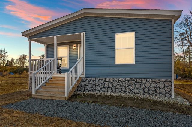 8735 W Highway 19, Loris, SC 29569