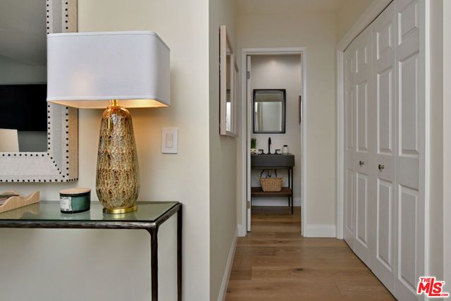 24715 Via Del Llano, Calabasas, CA 91302