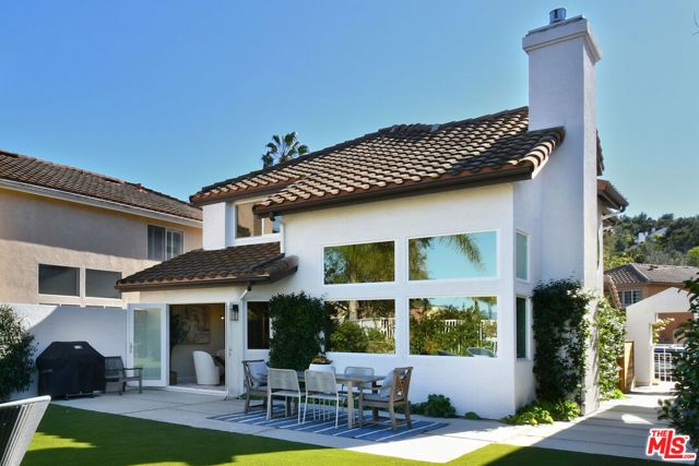 24715 Via Del Llano, Calabasas, CA 91302